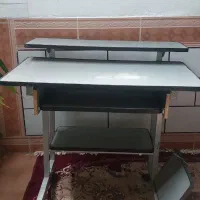 میز کامپیوتر توسی