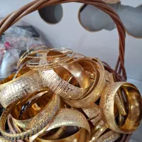 النگو وتک دست|بدلیجات|برخوار, |دیوار