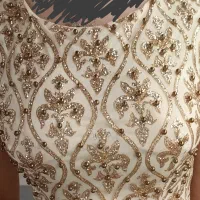 پیراهن مرواریدی کرم طلایی