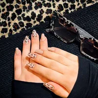 خدمات کاشت وترمیم ناخن|خدمات آرایشگری و زیبایی|شاهین‌شهر, عطار|دیوار