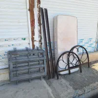 ۲عدد تخت خواب فِلزی ۱نفره با دوشک رویال تمیز|تخت و سرویس خواب|پاکدشت, حصار امیر|دیوار