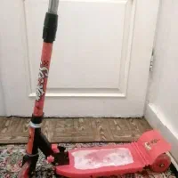 اسکوتر و کالسکه و فوتبال دستی