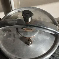 زودپز 4لیتری|ظروف پخت‌وپز|قم, علی آباد سعدگان|دیوار