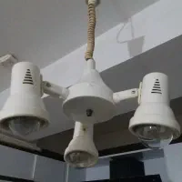 لوستر فلزی فنردار سه شاخه