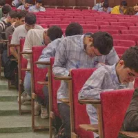 استخدام کمک مدرس و مدرس در تمامی دروس|استخدام آموزشی|شیراز, معالی‌آباد|دیوار