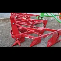 تراکتور مدل ۸۸باگاواهن دیسک وخرمن کوب