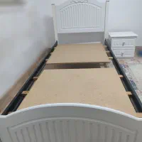 تخت خواب در حد نو|تخت و سرویس خواب|صومعه‌سرا, |دیوار