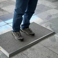 پادری مخزندار استریل کننده کفش در سه سایز