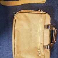 کیف مدرسه و دانشگاه|کیف، کفش، کمربند|اصفهان, ملاصدرا|دیوار