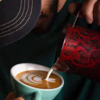 تکمیل کادر کافه رستوران آشپزخانه بار|استخدام خدمات فروشگاه و رستوران|اصفهان, خانه اصفهان|دیوار