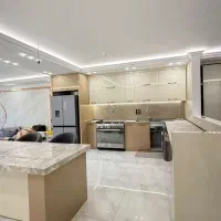 ۱۵۵ متری تک واحدی با ویو مشجر با نور‌گیری سه طرف