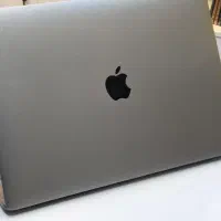 مک بوک پرو ۲۰۲۰