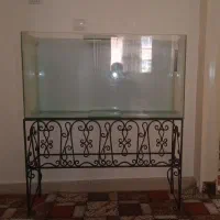 اکواریوم با پایه