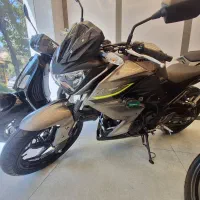 کاوازاکی Z250