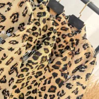 بامبر جکت پلنگی|لباس|نظرآباد, رسالت|دیوار