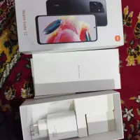یک عدد گوشی نوت 12