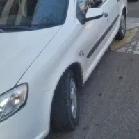 رانا ۹۳ یه کاپوت رنگ