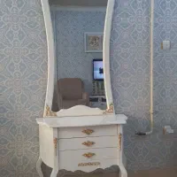 آینه کنسول سفید طلایی