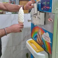 دستگاه بستنی قیفی