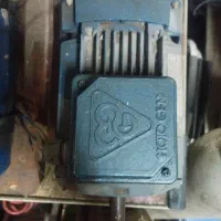 دو عدد الکتروموتور موتوژن گیربکس