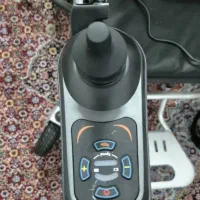 ویلچر برقی نو و بدون حتی یه بارم بیرون رفتن