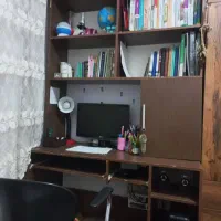 میزمطالعه و کتابخونه