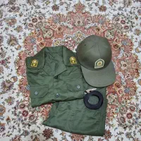 لباس و پوتین سربازی