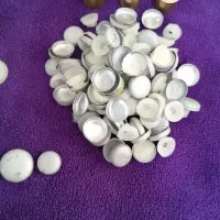 پوکه دکمه پانچی