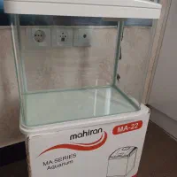 آکواریوم شیشه خم
