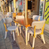 میز ناهارخوری مینیمال