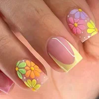 آموزش کاشت ناخن صفر تا صد همراه استخدام