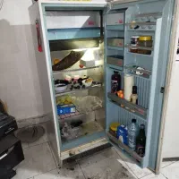 یخچال قدیمی