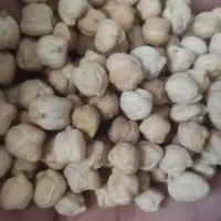 نخود سفید و لوبیا قرمز درجه یک