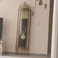 ساعت برنز ایستاده