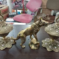 قندان و گرگ برنزی