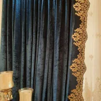 گوشواره ی کنار پرده