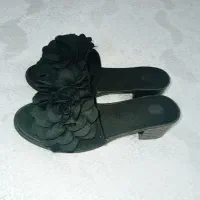 تعدادی کفش صندل سایز 37 و کیف