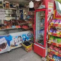 کارگر ساده برای دکه