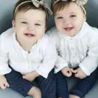 پرستار دوقلو-حقوق ۲۰ میلیون تومان