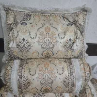 بالش و پشتی