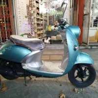 موتور پاکشتی یاماها وینو|موتورسیکلت|صحنه, |دیوار