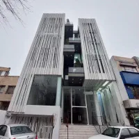 130متر اداری/ 4 پارکینگ/ در خیابان نفت