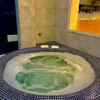 اجاره شبانه  و روزانه ویلا  استخردار  فول اپشن