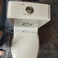 توالت فرنگی نو