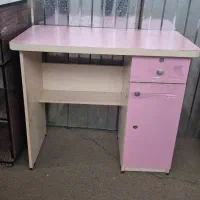 مورد استفاده هم برای کامپیوتر و هم میز ناخن