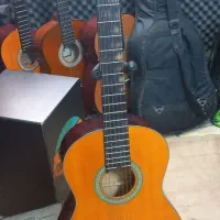 گیتار آریا ak20