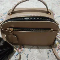 تعدادی کیف زنانه