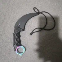 چاقو تیز فولادی