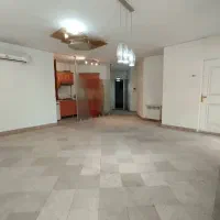 ۸۵ متر/۲ اتاق/ قائم مقام/موقعیت اداری