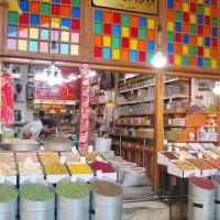 کارمند پاره وقت، آقای بازنشسته ،جهت کار عطاری